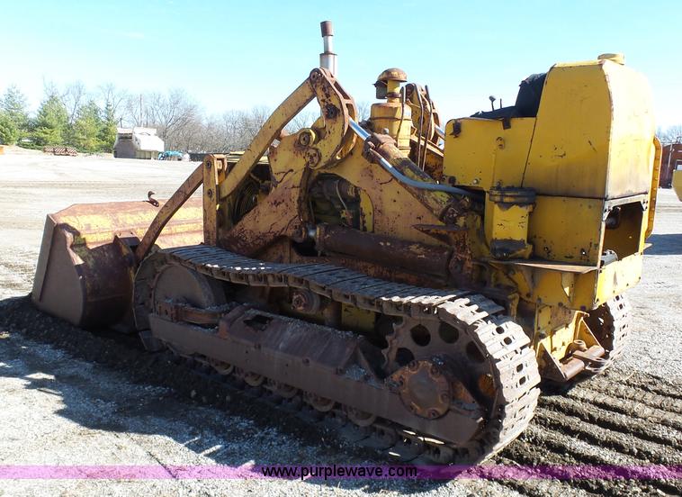 image for item L3181 Caterpillar 955 loader