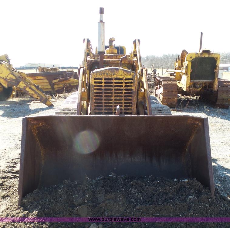 image for item L3181 Caterpillar 955 loader