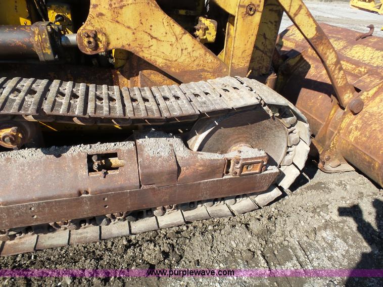 image for item L3181 Caterpillar 955 loader
