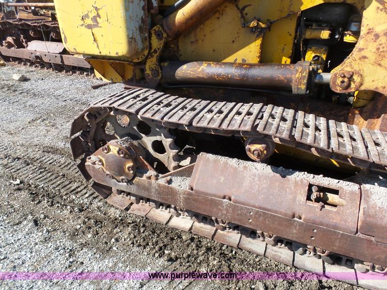 image for item L3181 Caterpillar 955 loader