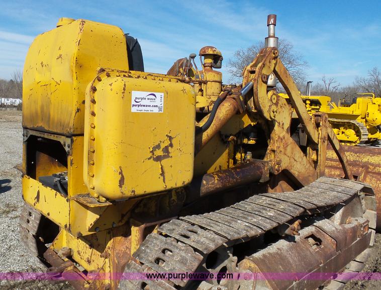 image for item L3181 Caterpillar 955 loader