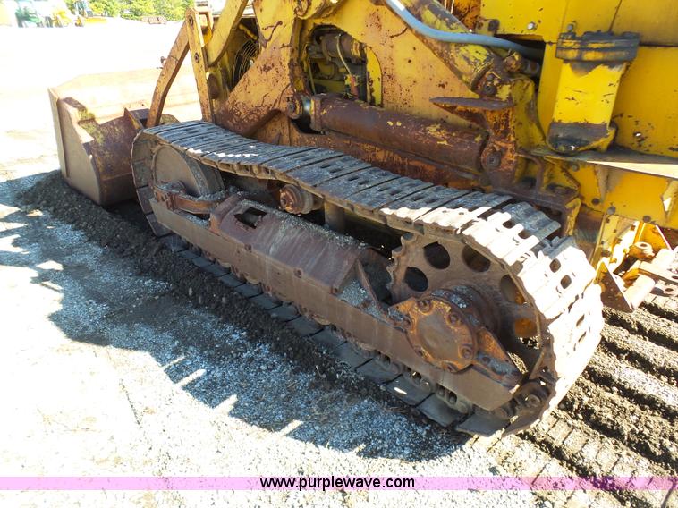 image for item L3181 Caterpillar 955 loader