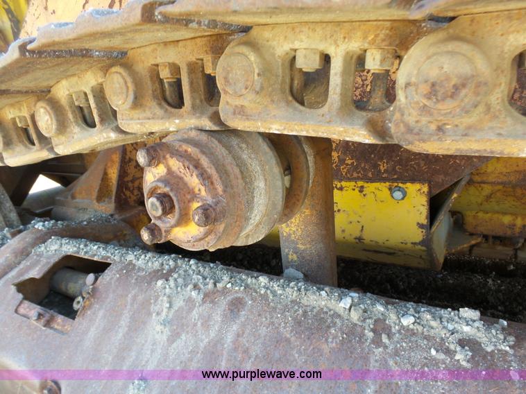 image for item L3181 Caterpillar 955 loader