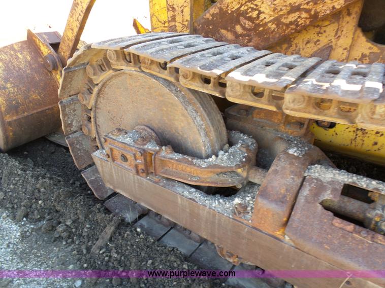 image for item L3181 Caterpillar 955 loader
