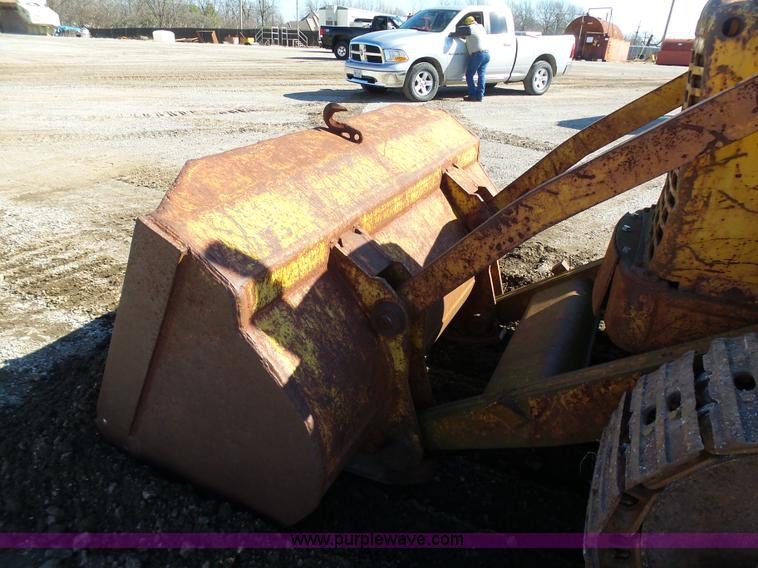 image for item L3181 Caterpillar 955 loader