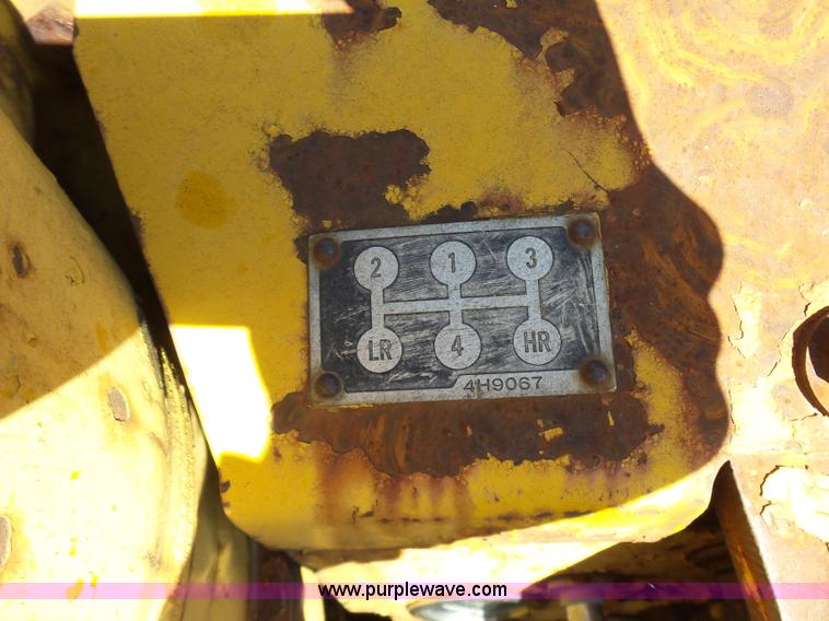 image for item L3181 Caterpillar 955 loader