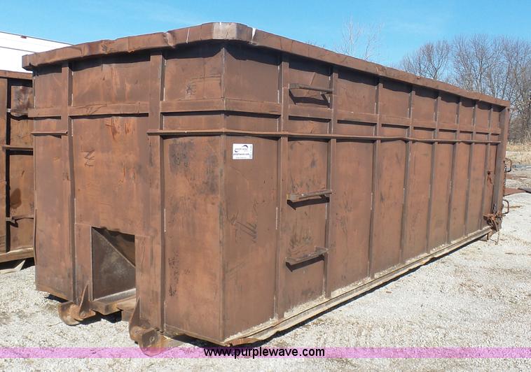 image for item L3188 Roll-off container