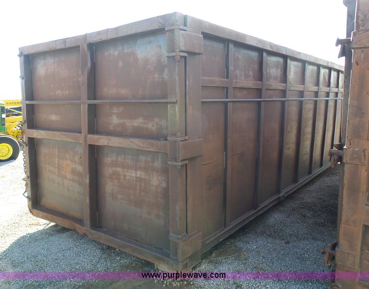 image for item L3188 Roll-off container