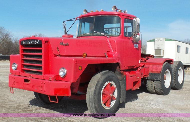 image for item L3189 1975 Mack semi truck