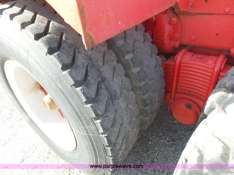 image for item L3189 1975 Mack semi truck