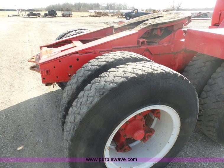 image for item L3189 1975 Mack semi truck