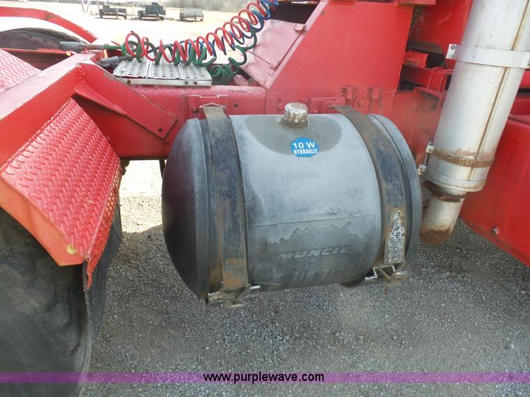 image for item L3189 1975 Mack semi truck