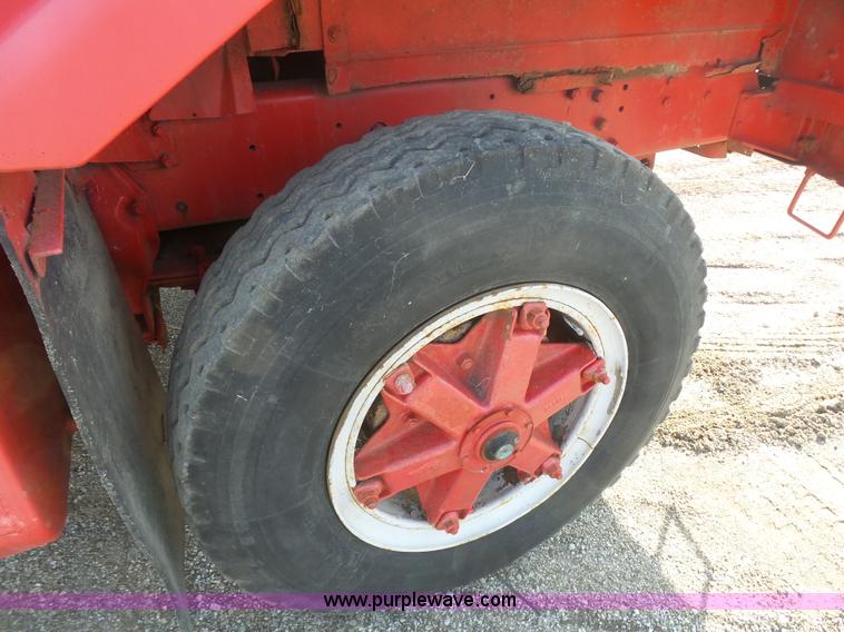 image for item L3189 1975 Mack semi truck