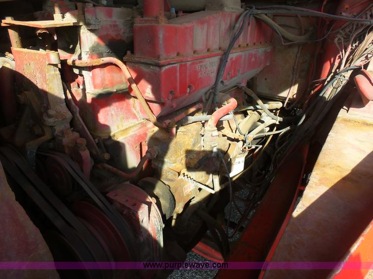 image for item L3189 1975 Mack semi truck