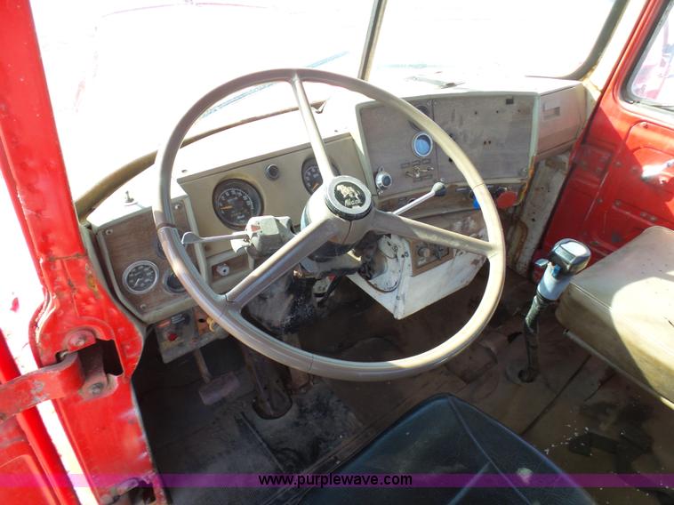 image for item L3189 1975 Mack semi truck