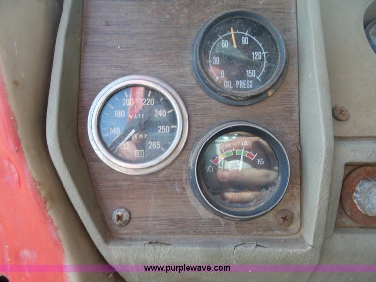 image for item L3189 1975 Mack semi truck