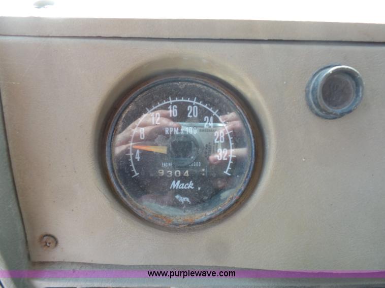 image for item L3189 1975 Mack semi truck