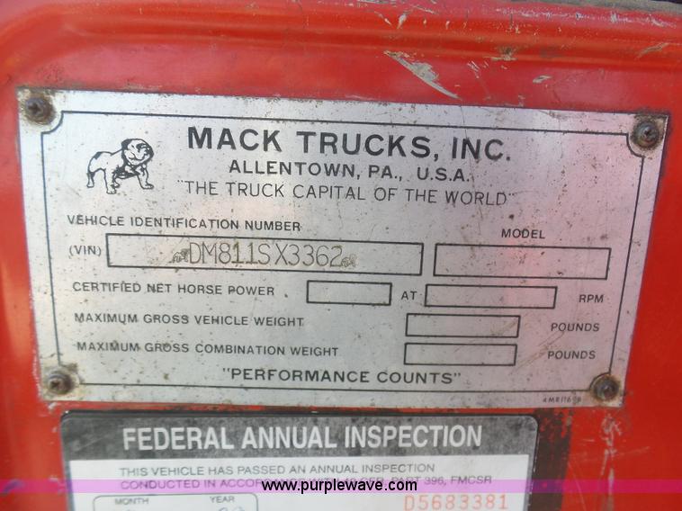 image for item L3189 1975 Mack semi truck