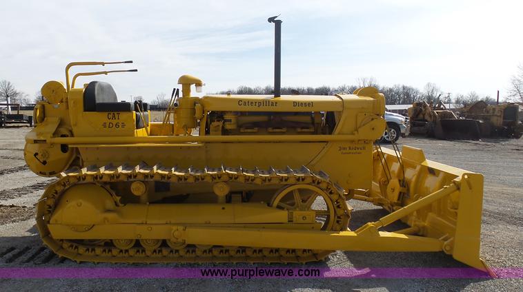 image for item L3193 1952 Caterpillar D6 dozer