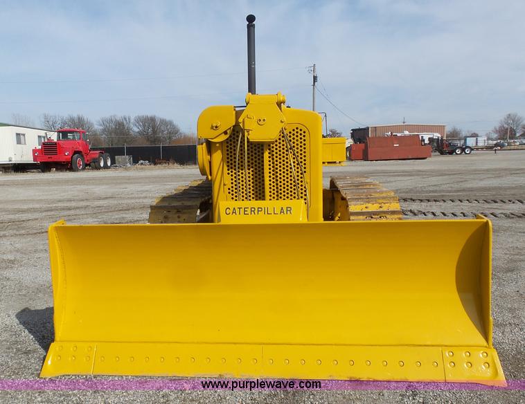 image for item L3193 1952 Caterpillar D6 dozer