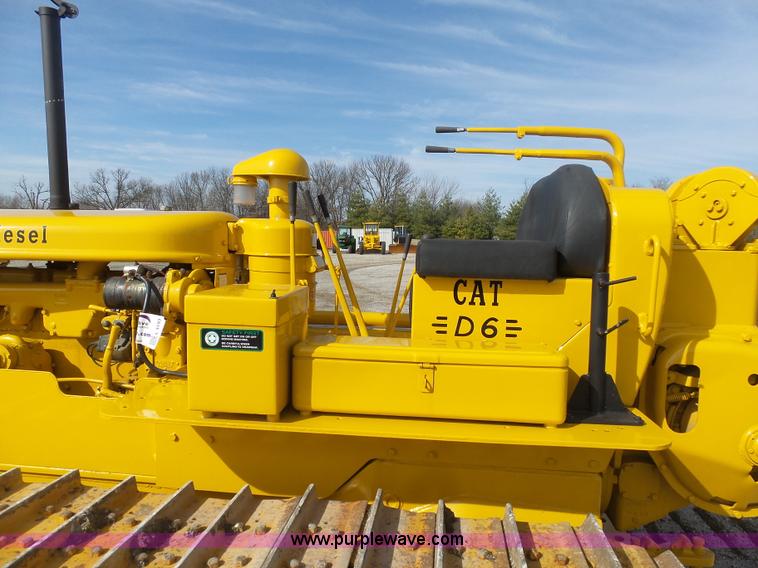 image for item L3193 1952 Caterpillar D6 dozer