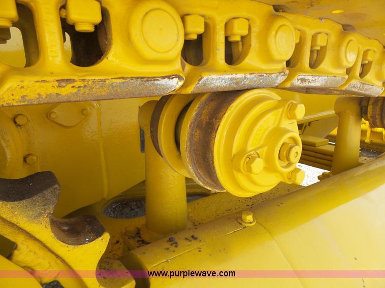 image for item L3193 1952 Caterpillar D6 dozer