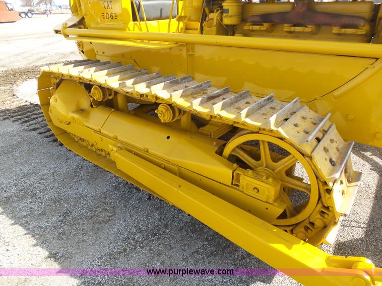 image for item L3193 1952 Caterpillar D6 dozer