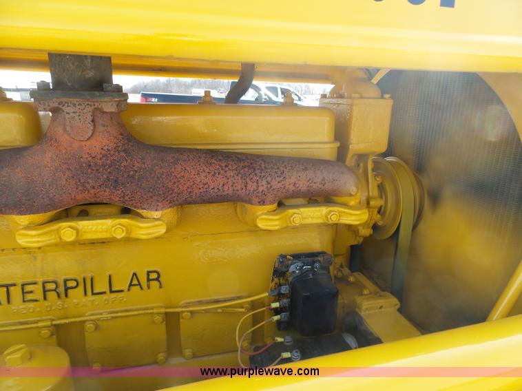 image for item L3193 1952 Caterpillar D6 dozer