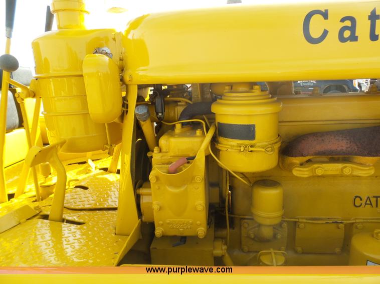 image for item L3193 1952 Caterpillar D6 dozer