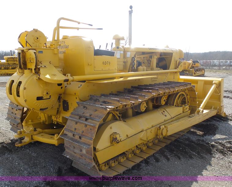 image for item L3194 1947 Caterpillar D7 dozer