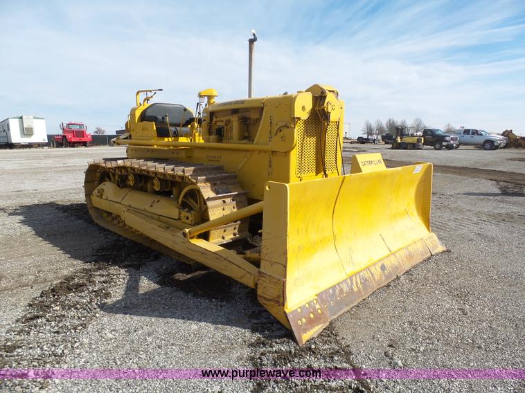 image for item L3194 1947 Caterpillar D7 dozer