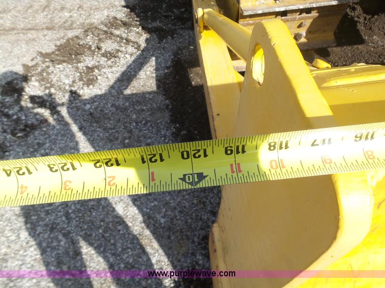 image for item L3194 1947 Caterpillar D7 dozer