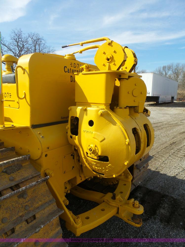 image for item L3194 1947 Caterpillar D7 dozer