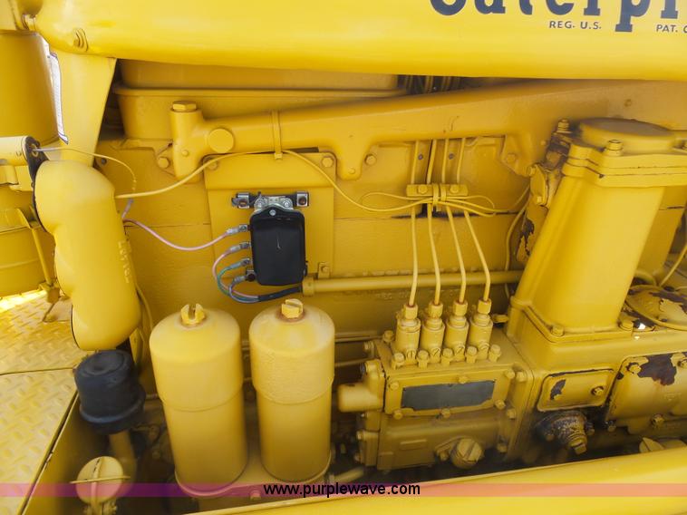 image for item L3194 1947 Caterpillar D7 dozer