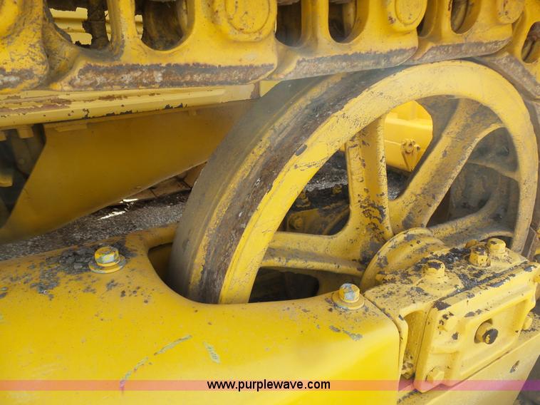 image for item L3195 1952 Caterpillar D6 dozer