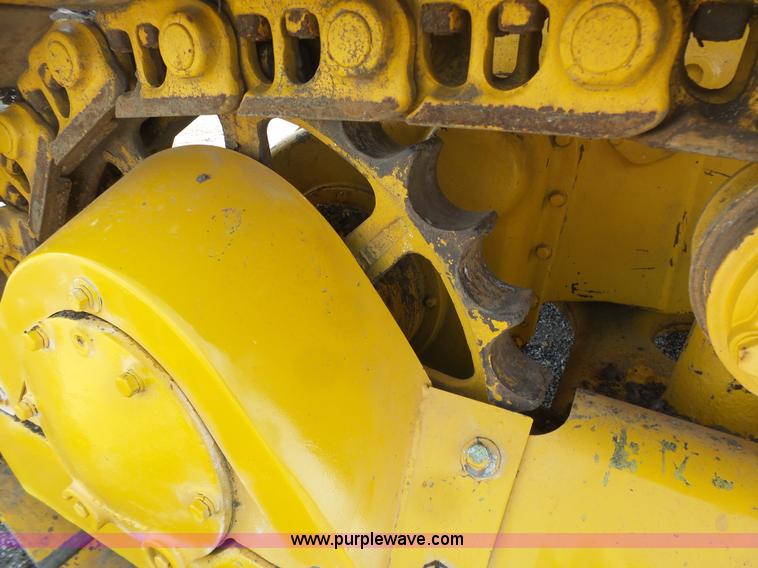 image for item L3195 1952 Caterpillar D6 dozer