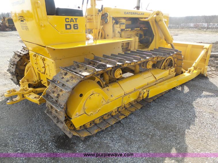 image for item L3195 1952 Caterpillar D6 dozer