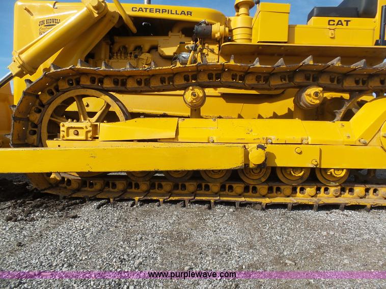 image for item L3195 1952 Caterpillar D6 dozer
