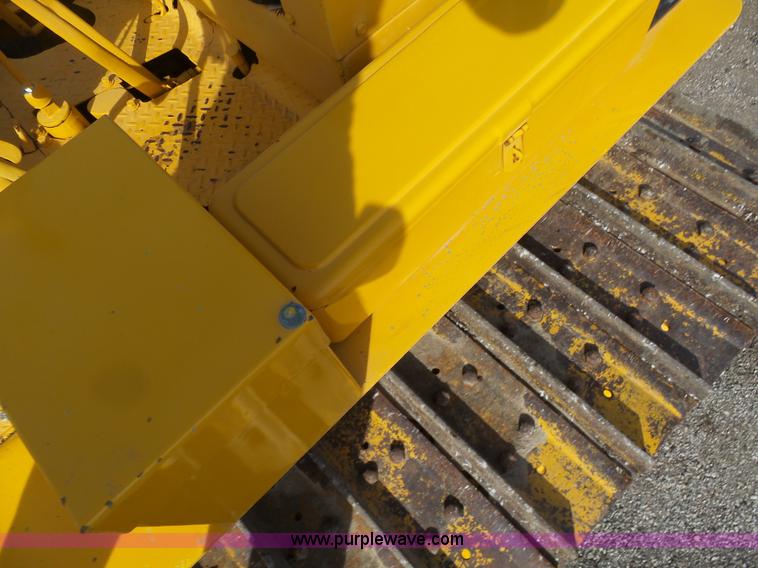 image for item L3195 1952 Caterpillar D6 dozer