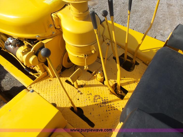 image for item L3195 1952 Caterpillar D6 dozer