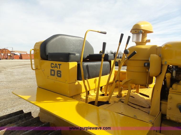 image for item L3195 1952 Caterpillar D6 dozer