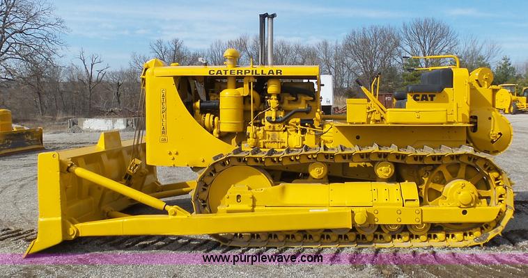 image for item L3197 1953 Caterpillar D8 dozer