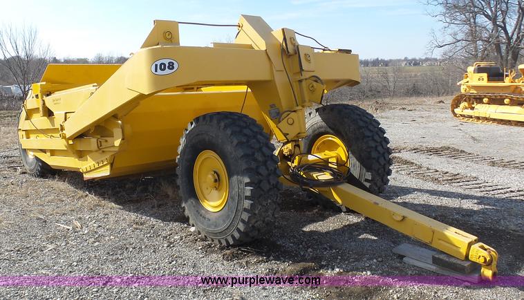 image for item L3198 Allis Chalmers 108 scraper