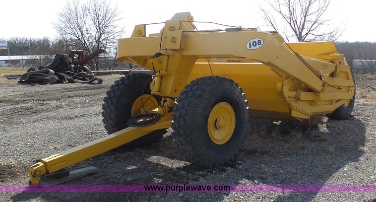 image for item L3198 Allis Chalmers 108 scraper