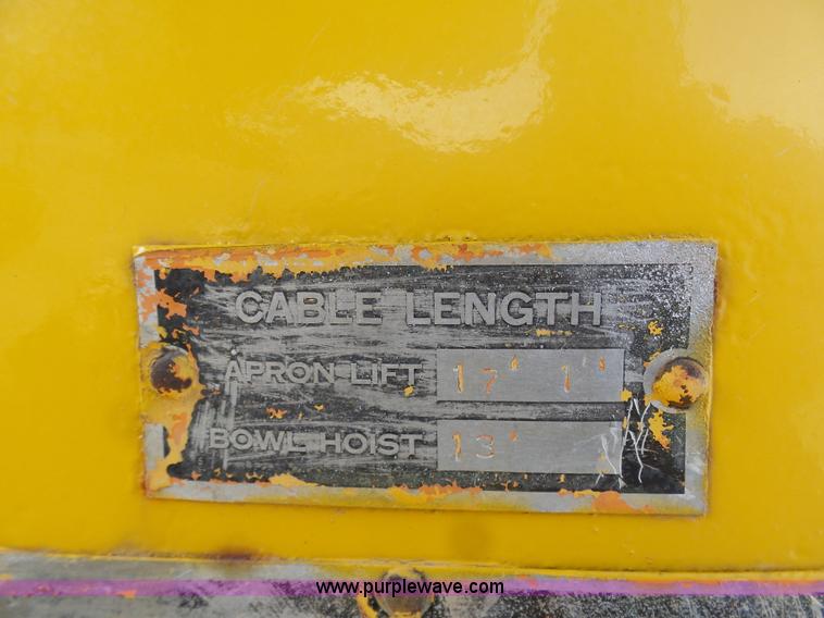 image for item L3198 Allis Chalmers 108 scraper