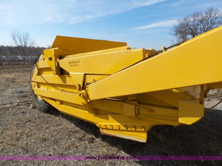 image for item L3198 Allis Chalmers 108 scraper
