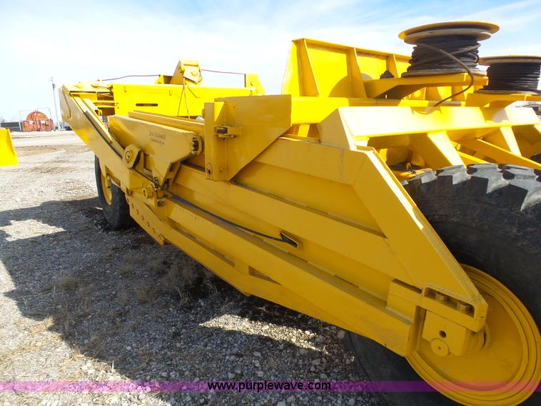 image for item L3198 Allis Chalmers 108 scraper