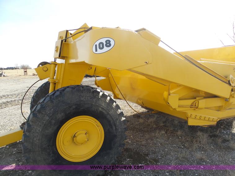 image for item L3198 Allis Chalmers 108 scraper