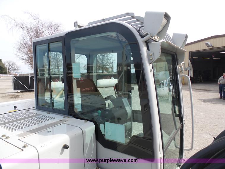 image for item L3199 2012 Takeuchi TB1140 compact excavator