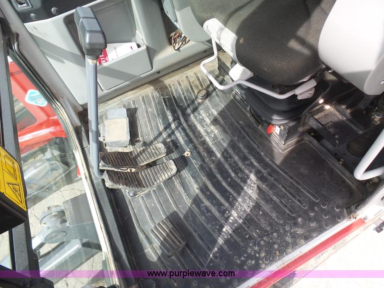 image for item L3199 2012 Takeuchi TB1140 compact excavator